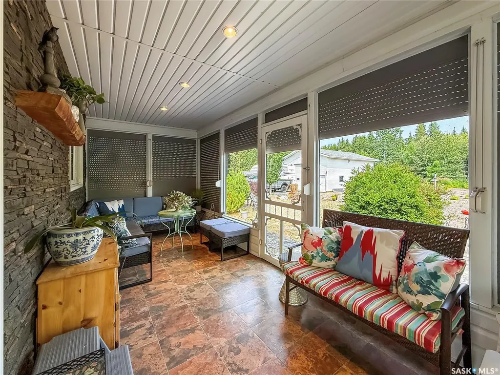 #5 Poplar Place Candle Lake SK S0J 3E0