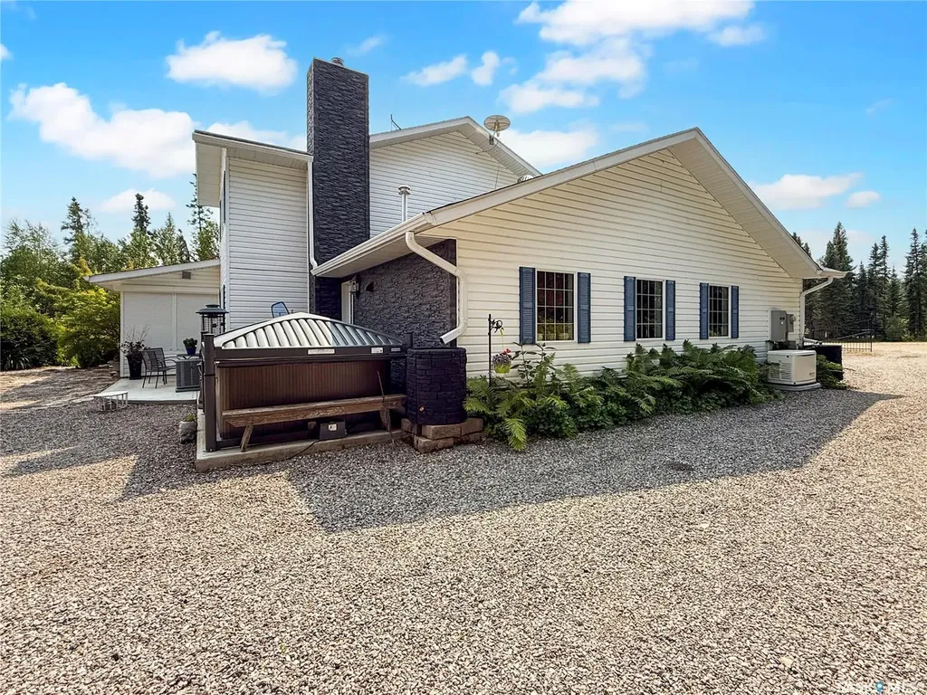 #5 Poplar Place Candle Lake SK S0J 3E0