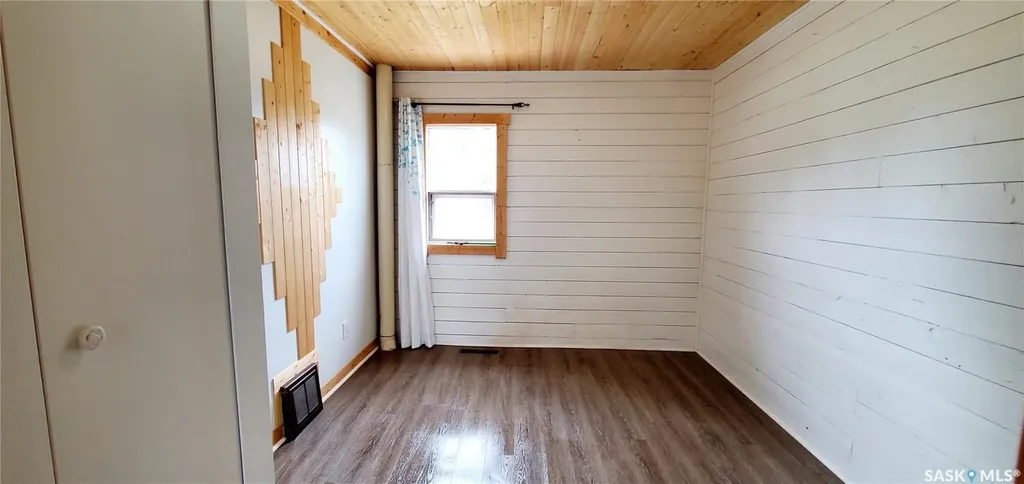 201 2nd A Street W Chamberlain SK S0G 0R0