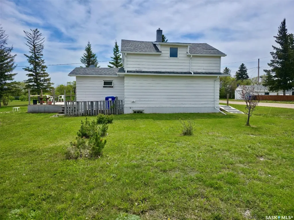 201 2nd A Street W Chamberlain SK S0G 0R0