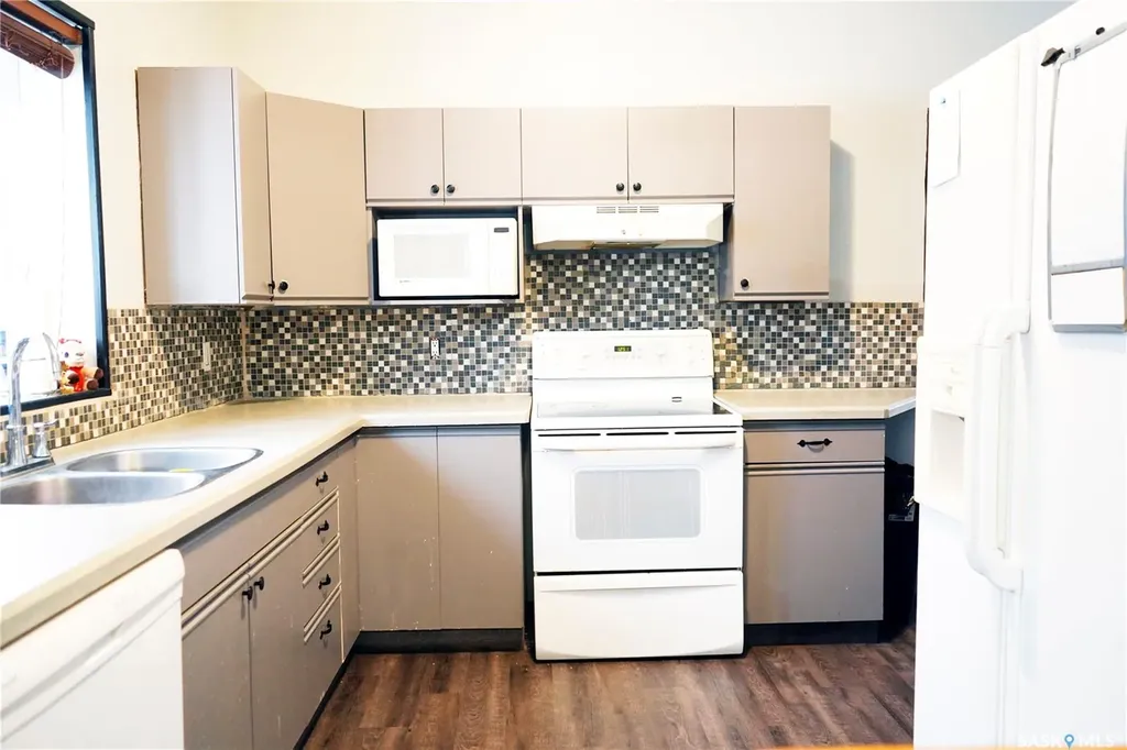 394 2nd Street Shaunavon SK S0N 2M0