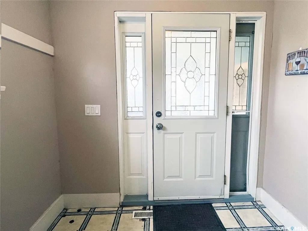 394 2nd Street Shaunavon SK S0N 2M0