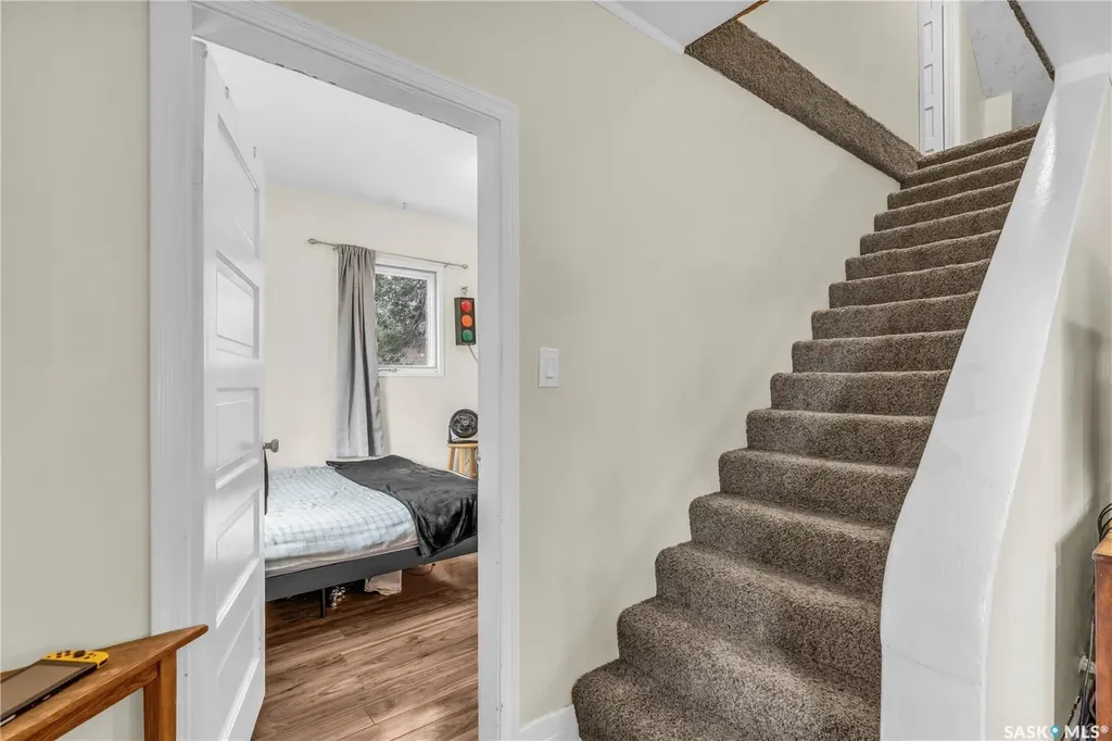 200 3rd Avenue W Gravelbourg SK S0H 1X0