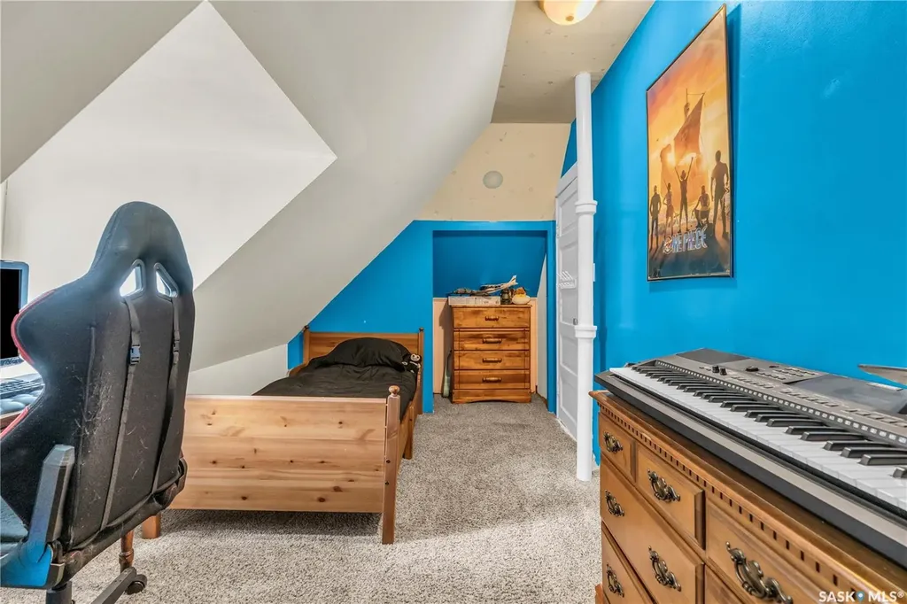 200 3rd Avenue W Gravelbourg SK S0H 1X0