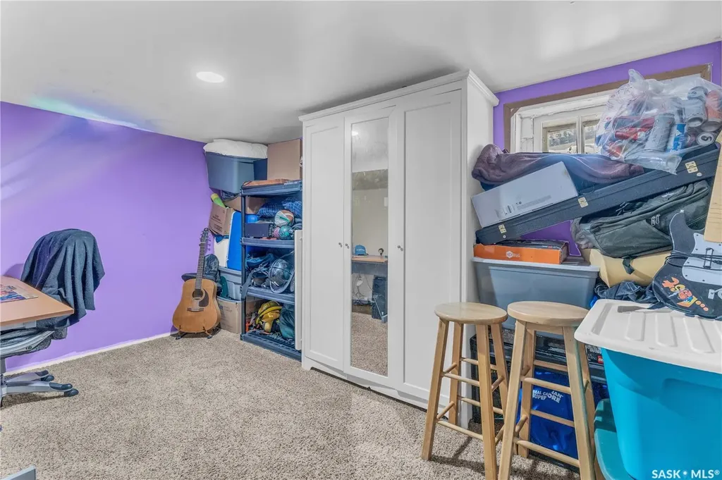 200 3rd Avenue W Gravelbourg SK S0H 1X0