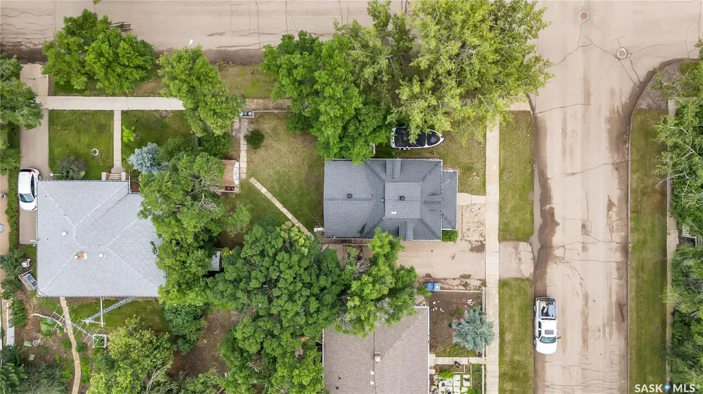 200 3rd Avenue W Gravelbourg SK S0H 1X0