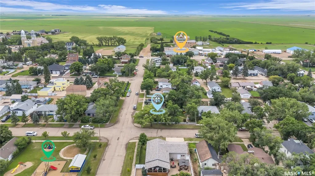200 3rd Avenue W Gravelbourg SK S0H 1X0