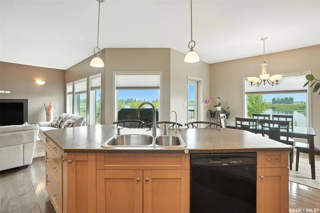 900 Water Ridge Crescent Humboldt SK S0K 2A0