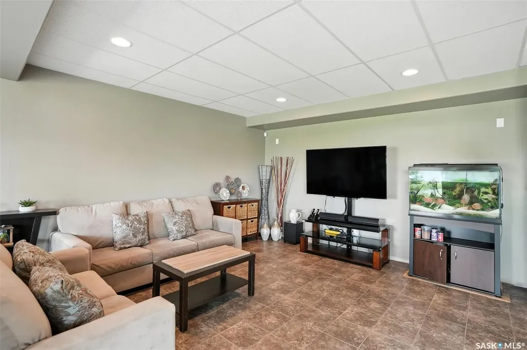 900 Water Ridge Crescent Humboldt SK S0K 2A0