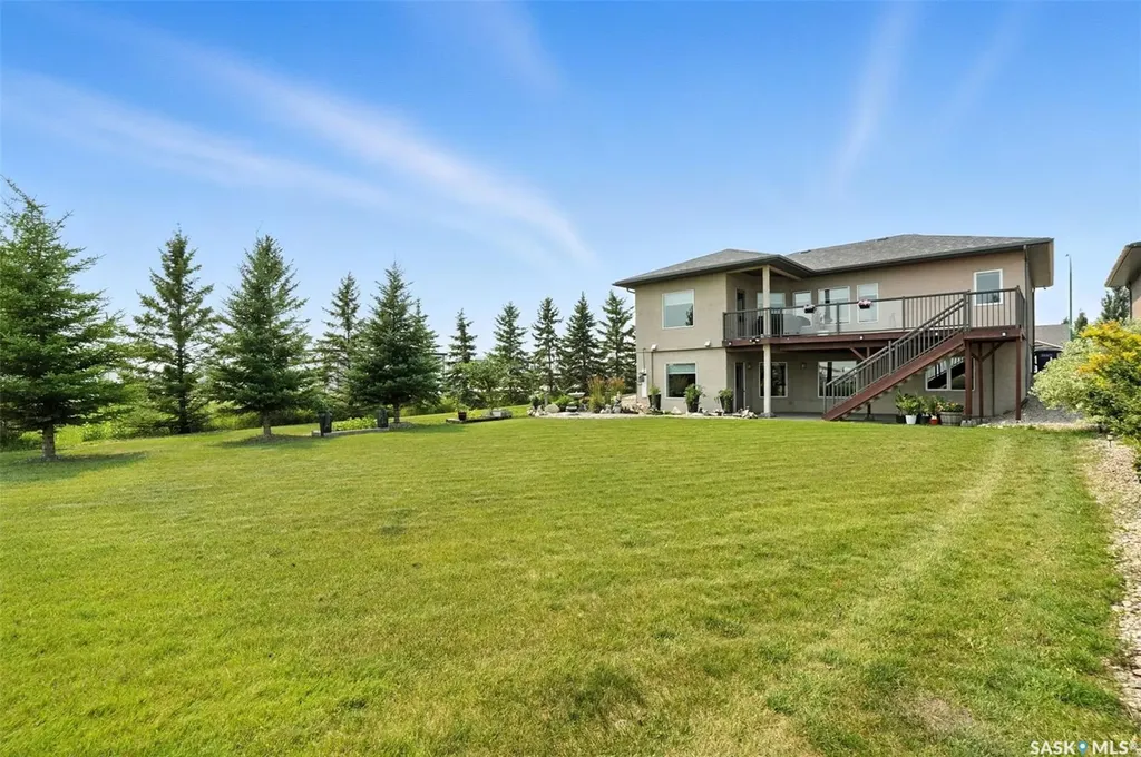 900 Water Ridge Crescent Humboldt SK S0K 2A0