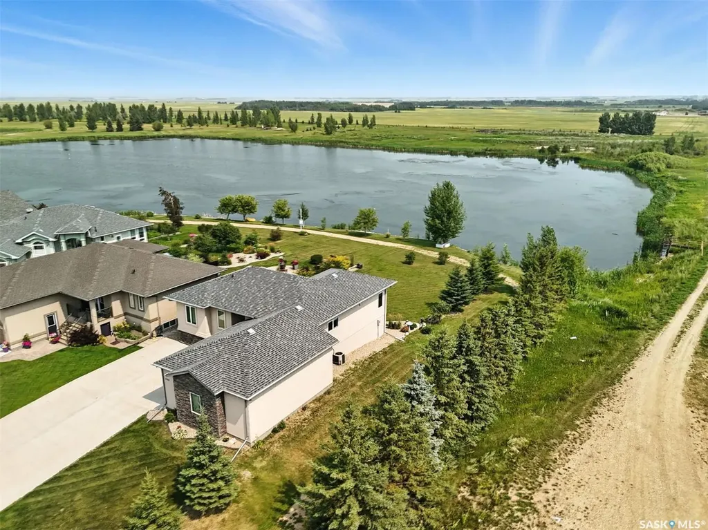 900 Water Ridge Crescent Humboldt SK S0K 2A0