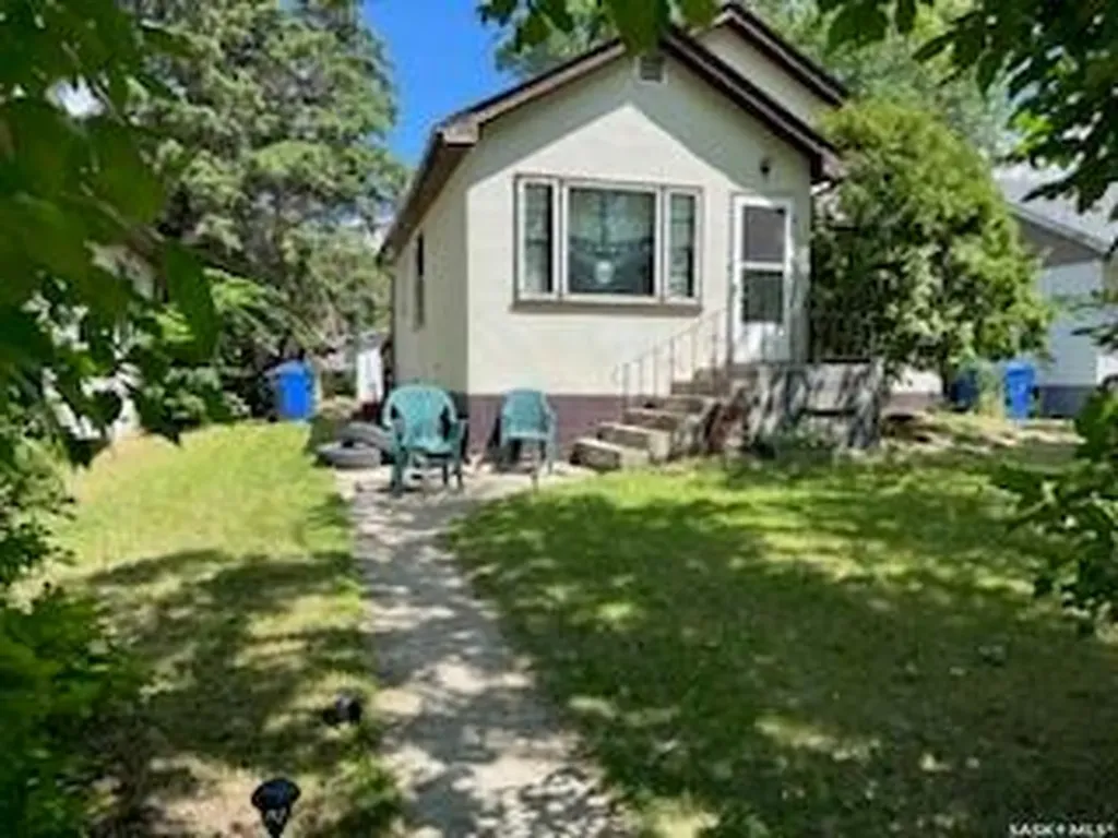 243 3rd Street Kamsack SK S0A 1S0