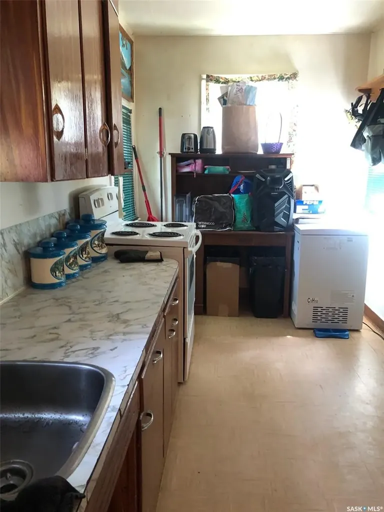 243 3rd Street Kamsack SK S0A 1S0