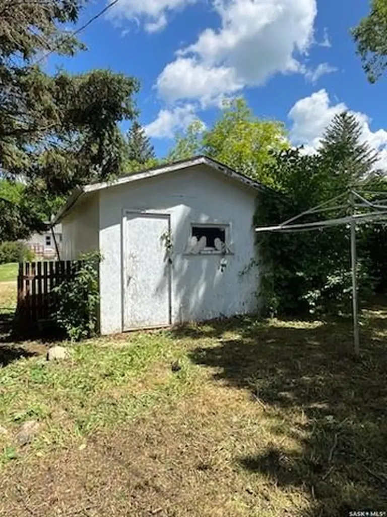 243 3rd Street Kamsack SK S0A 1S0