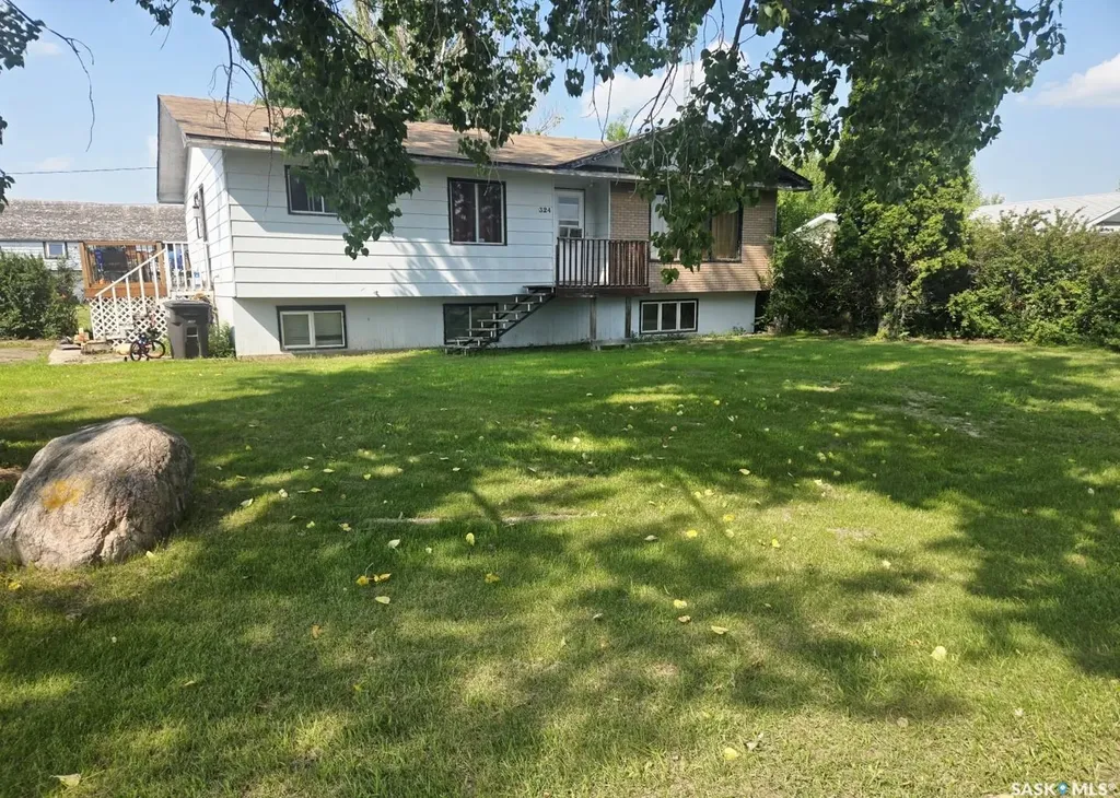 324 Norreys Street Drake SK S0K 1H0