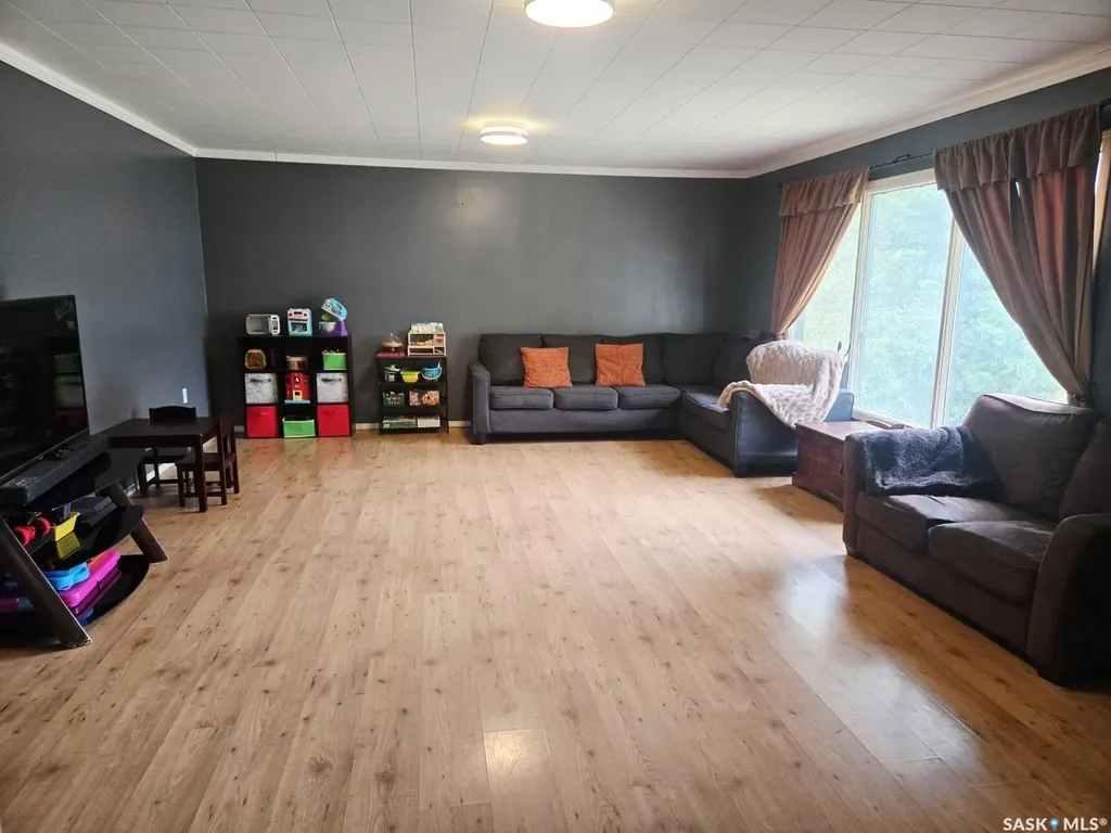 324 Norreys Street Drake SK S0K 1H0