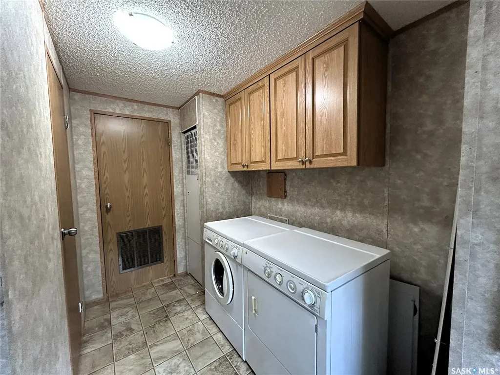 619 1st Avenue E Choiceland SK S0J 0M0