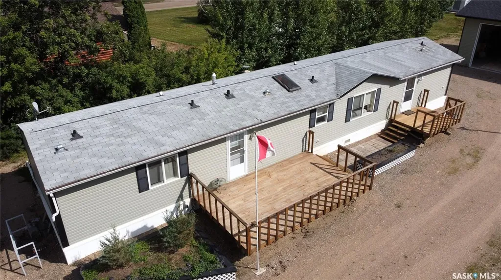 619 1st Avenue E Choiceland SK S0J 0M0