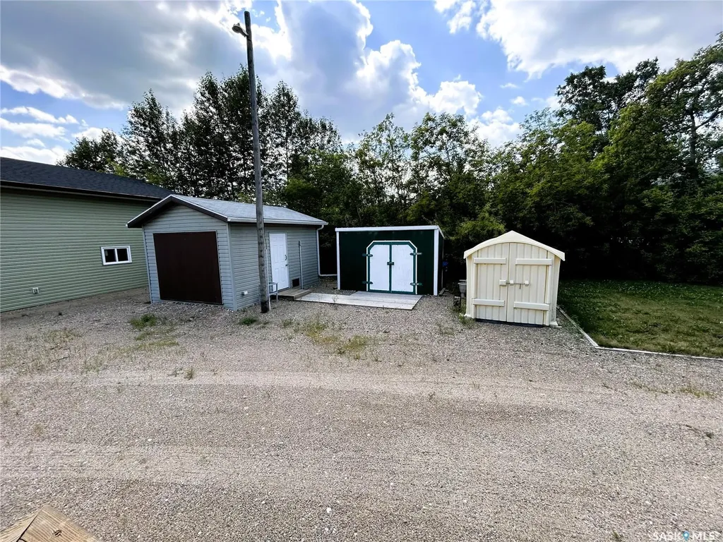 619 1st Avenue E Choiceland SK S0J 0M0