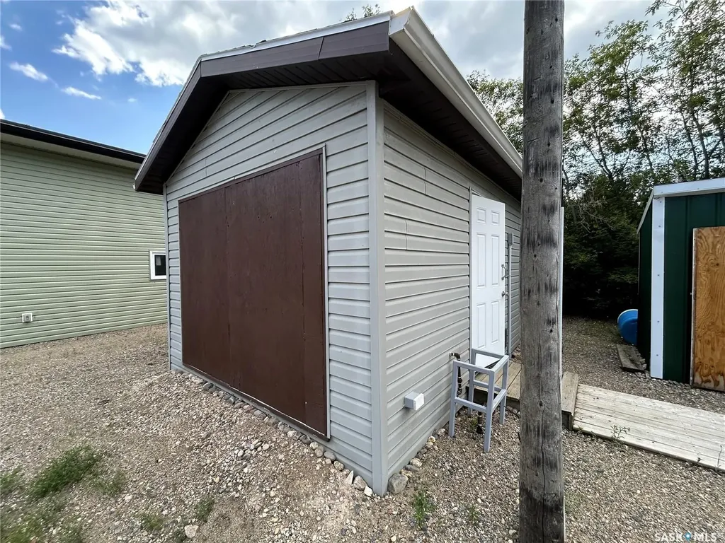 619 1st Avenue E Choiceland SK S0J 0M0