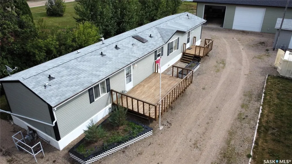 619 1st Avenue E Choiceland SK S0J 0M0