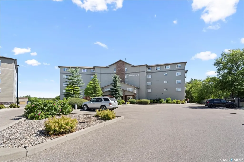 1602 1st Street E Prince Albert SK S6V 1G7