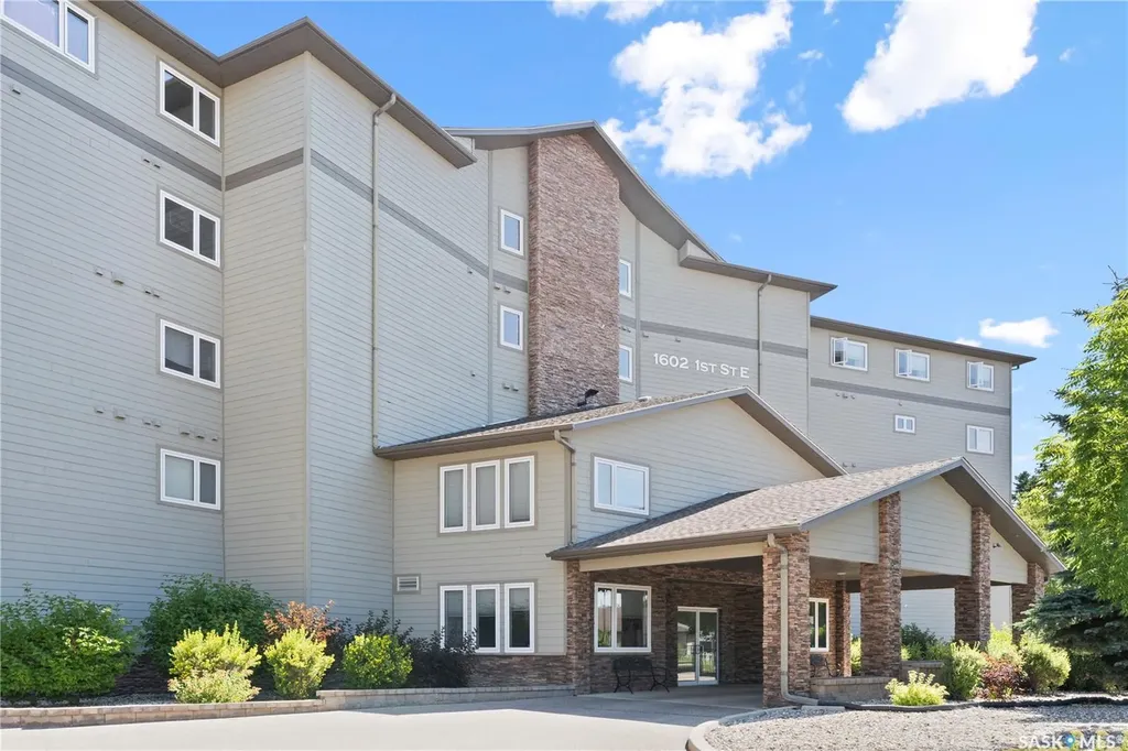 1602 1st Street E Prince Albert SK S6V 1G7