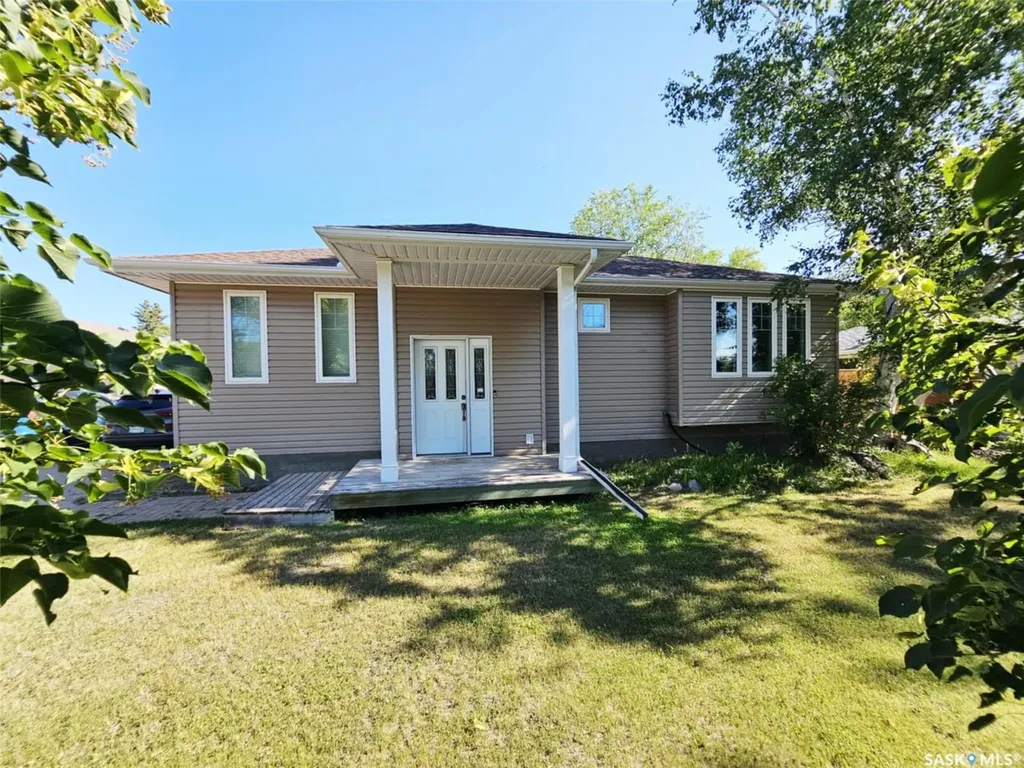 1122 Borden Drive Esterhazy SK S0A 0X0