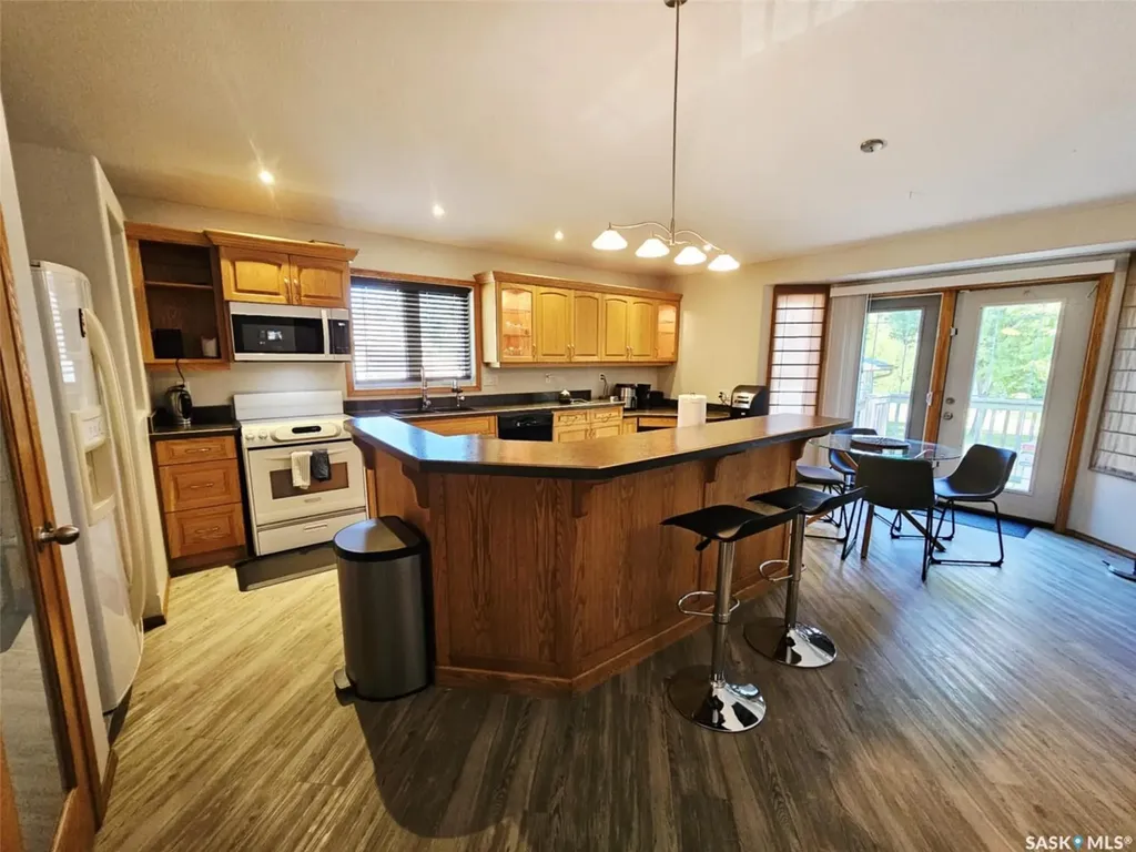 1122 Borden Drive Esterhazy SK S0A 0X0