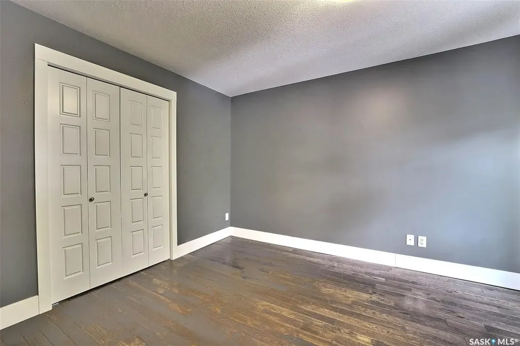 2248 Halifax Street Regina SK S4P 1V2