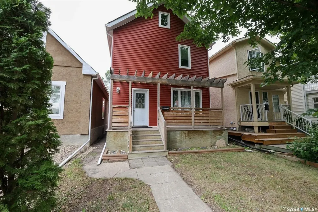 2248 Halifax Street Regina SK S4P 1V2