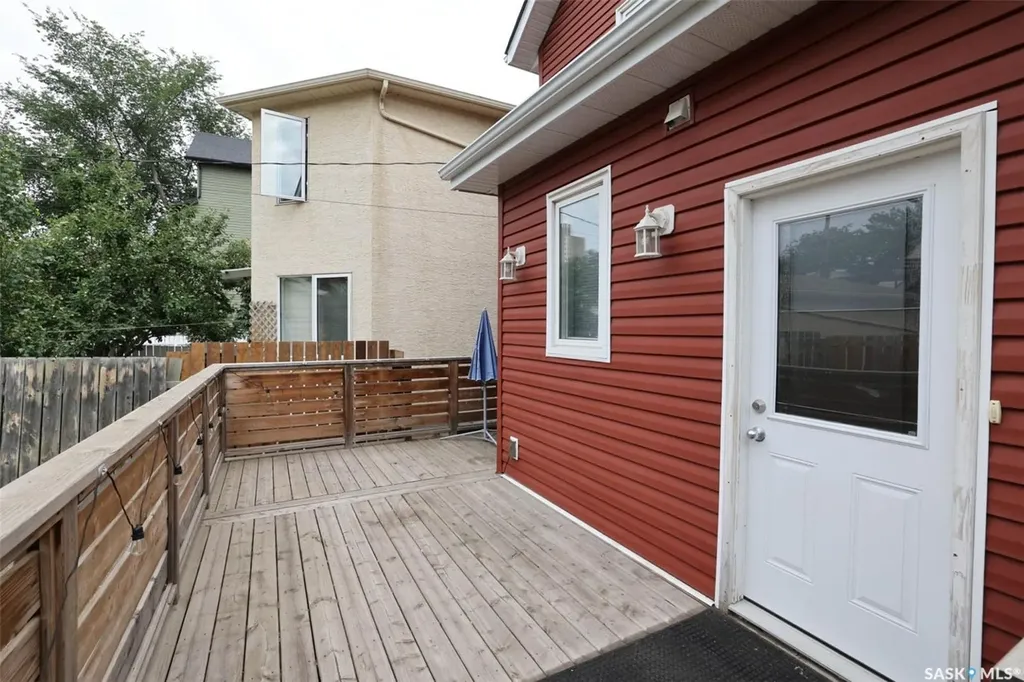 2248 Halifax Street Regina SK S4P 1V2