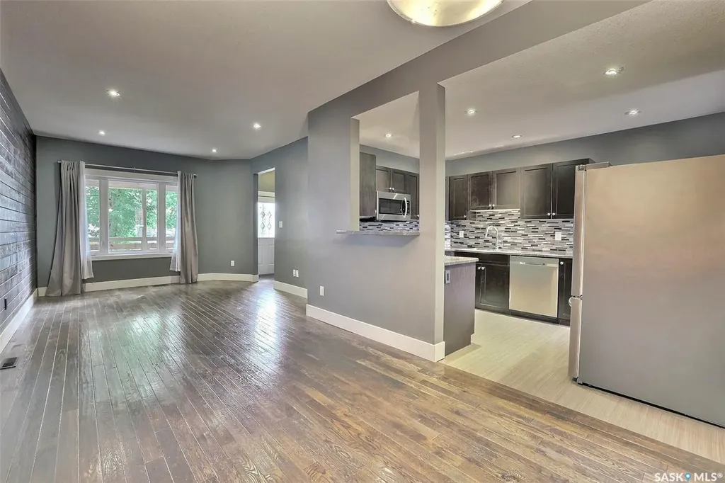 2248 Halifax Street Regina SK S4P 1V2