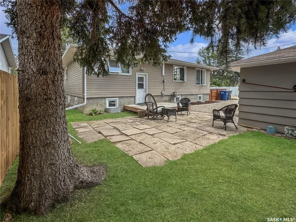 614 Godkin Avenue Balcarres SK S0G 0C0