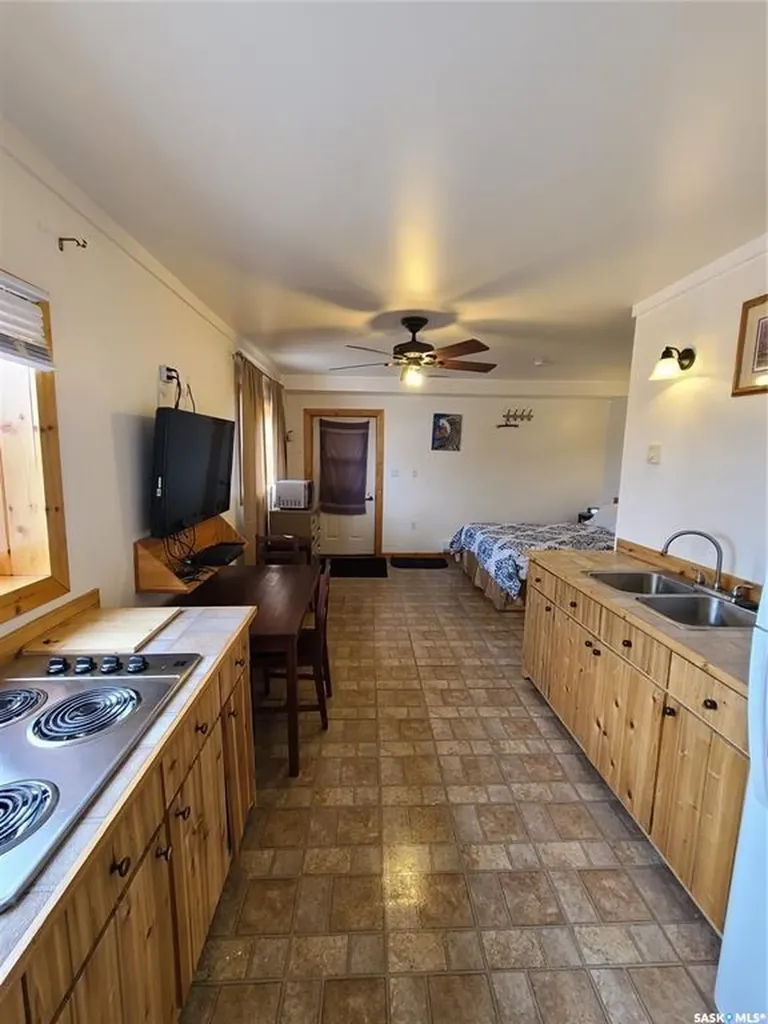48 Main Street Manor SK S0C 1R0