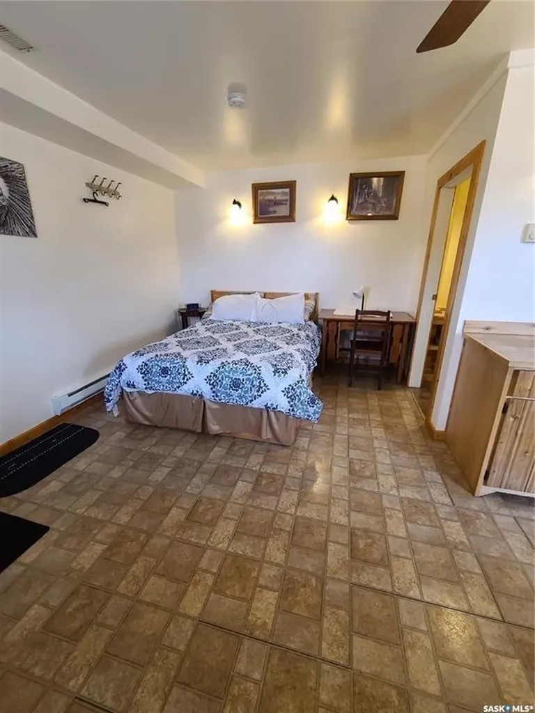 48 Main Street Manor SK S0C 1R0