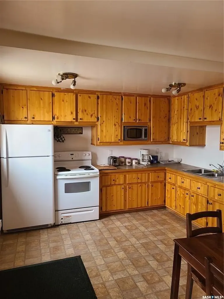 48 Main Street Manor SK S0C 1R0