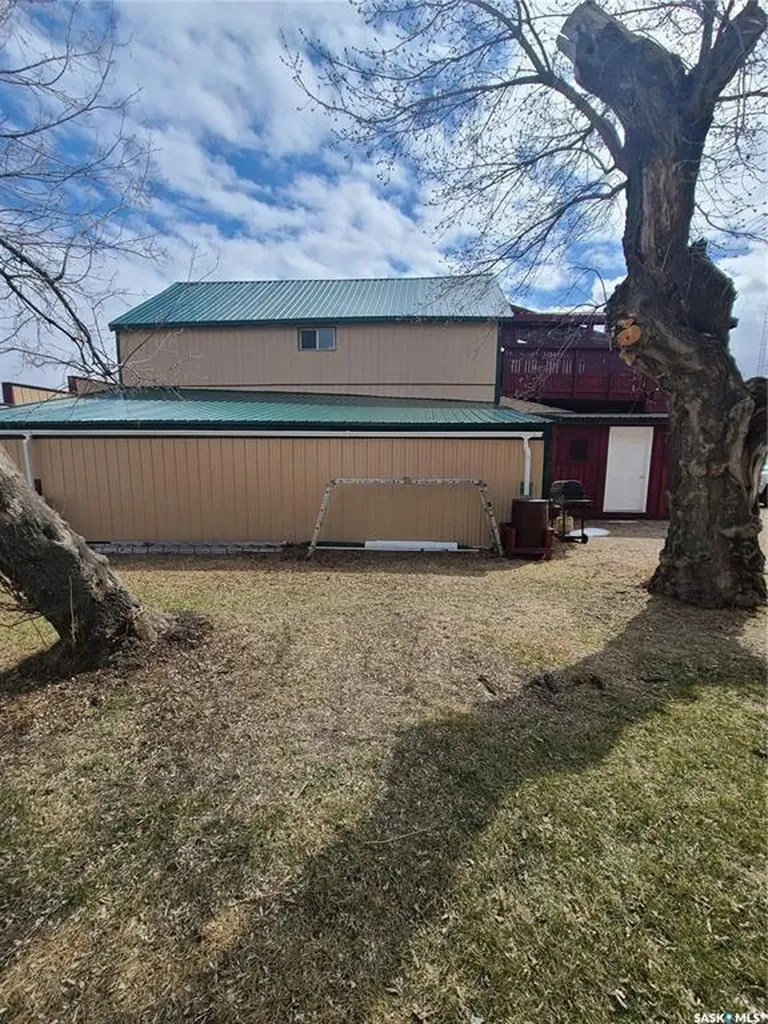 48 Main Street Manor SK S0C 1R0