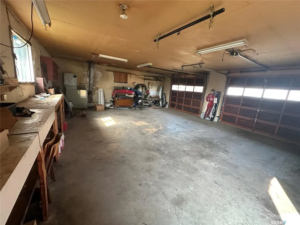 331 Railway Avenue Bredenbury SK S0A 0H0