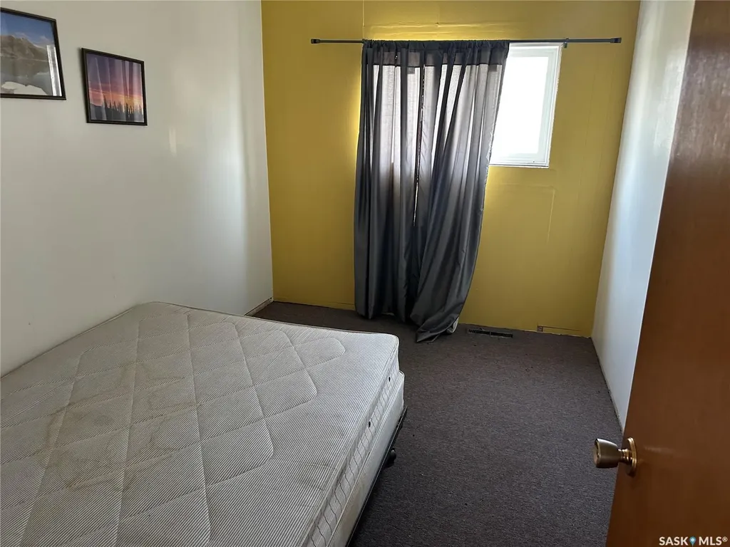 331 Railway Avenue Bredenbury SK S0A 0H0