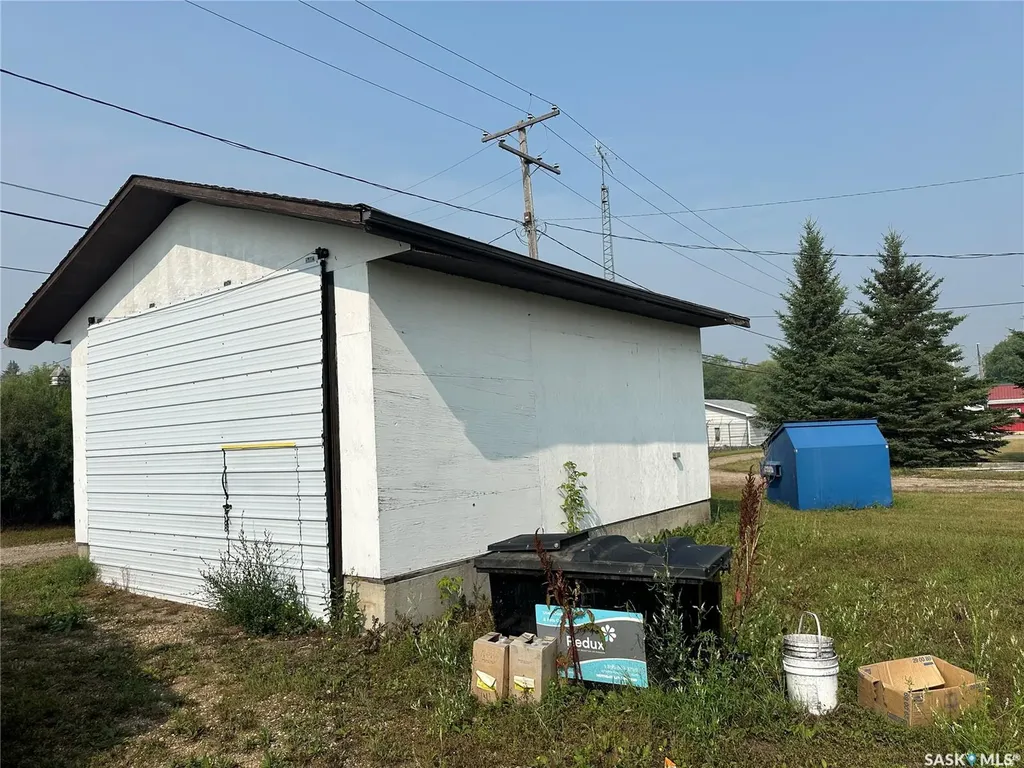 331 Railway Avenue Bredenbury SK S0A 0H0