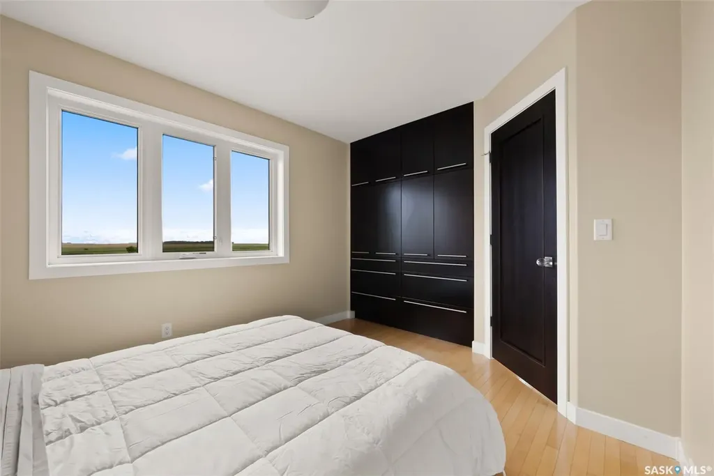 6110 Wascana Court Regina SK S4V 3E7