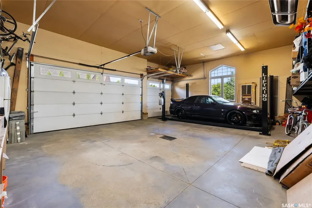 6110 Wascana Court Regina SK S4V 3E7