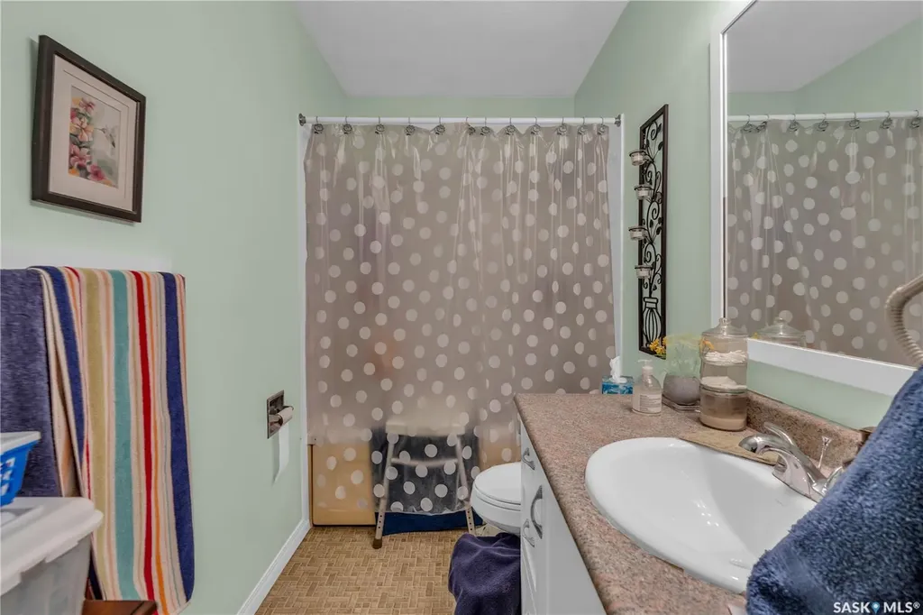 532 River Street E Prince Albert SK S6V 0A6