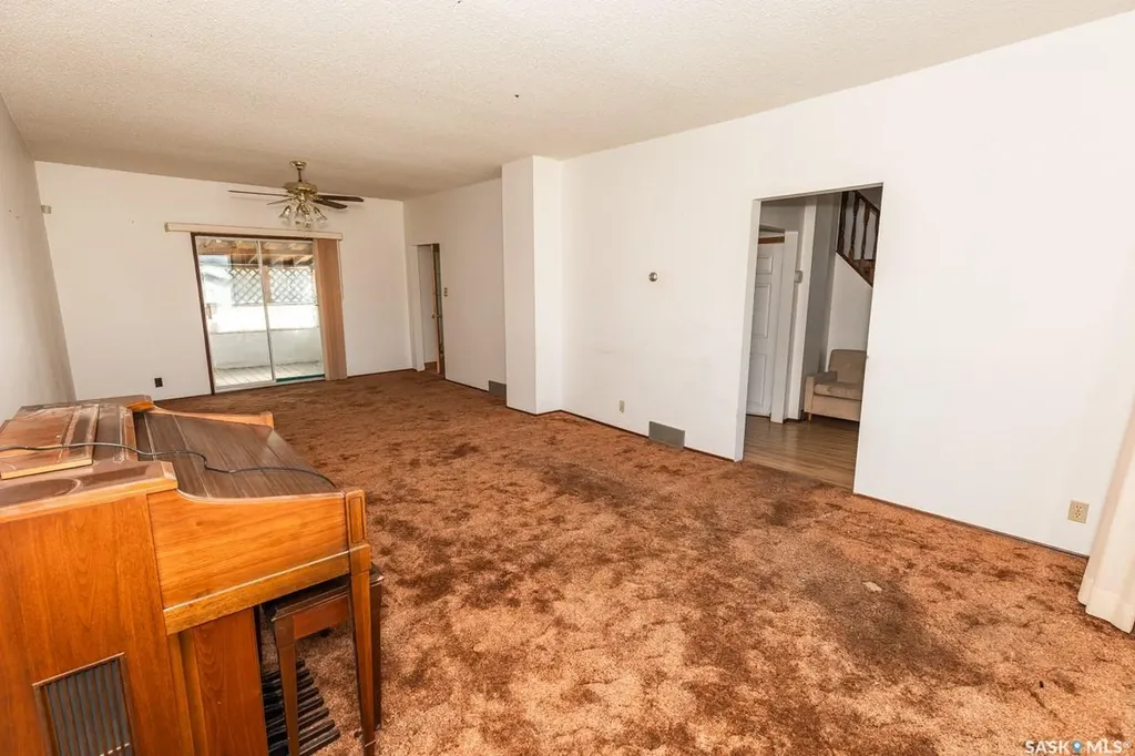 545 Alberta Avenue Kerrobert SK S0L 1R0