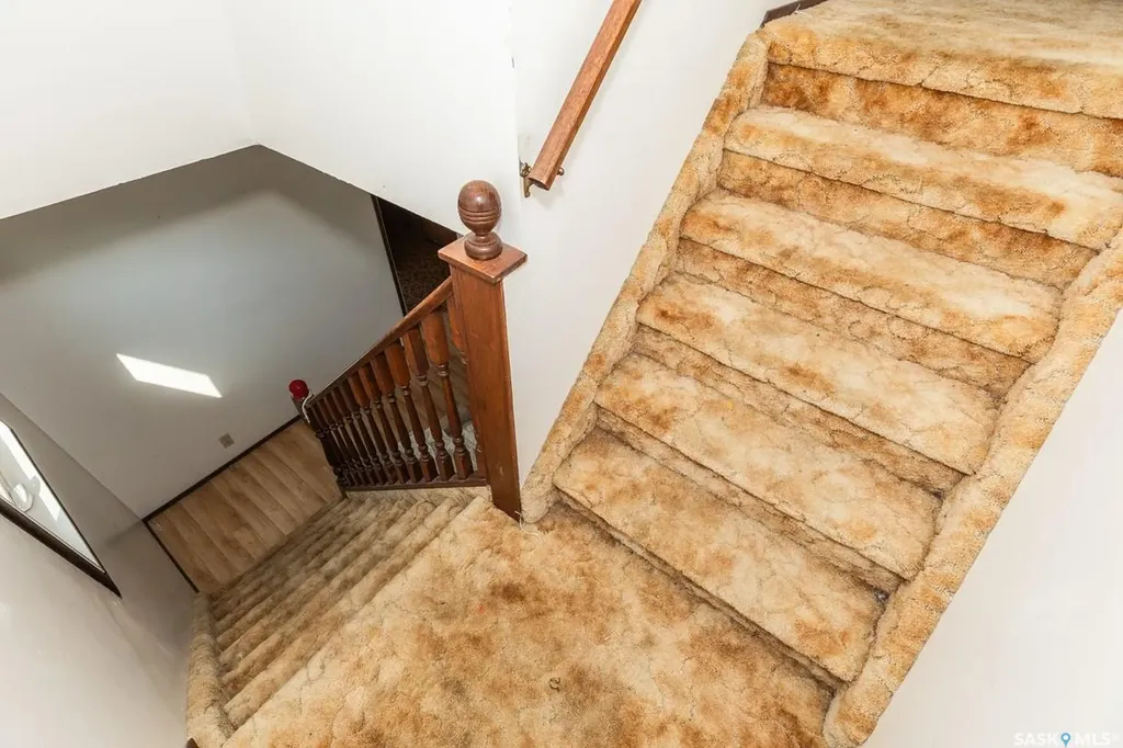 545 Alberta Avenue Kerrobert SK S0L 1R0