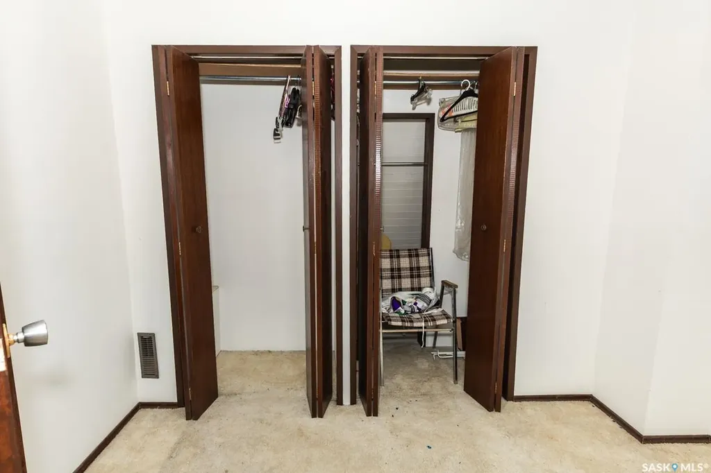 545 Alberta Avenue Kerrobert SK S0L 1R0