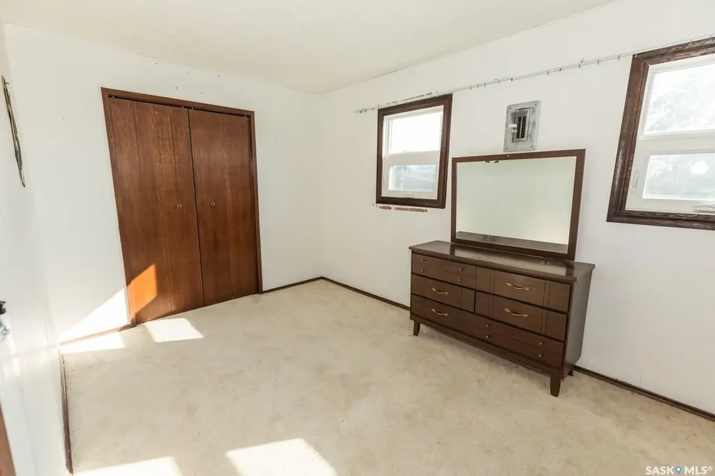 545 Alberta Avenue Kerrobert SK S0L 1R0