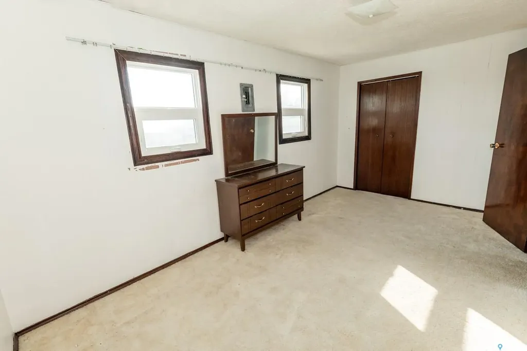 545 Alberta Avenue Kerrobert SK S0L 1R0