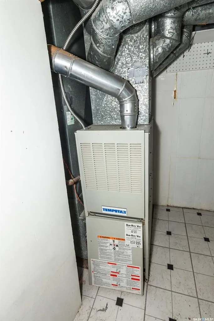 545 Alberta Avenue Kerrobert SK S0L 1R0